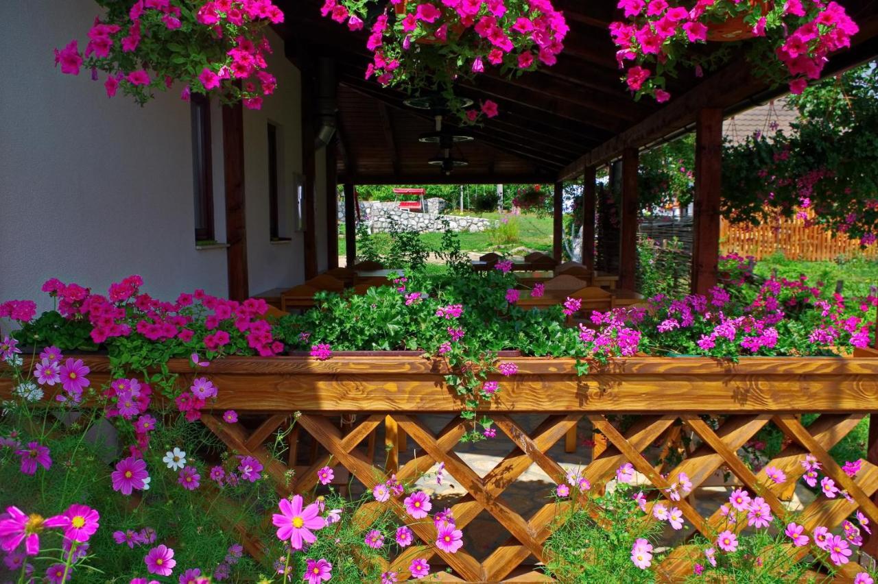 Plitvice Miric Inn Plitvicka Jezera Exterior photo